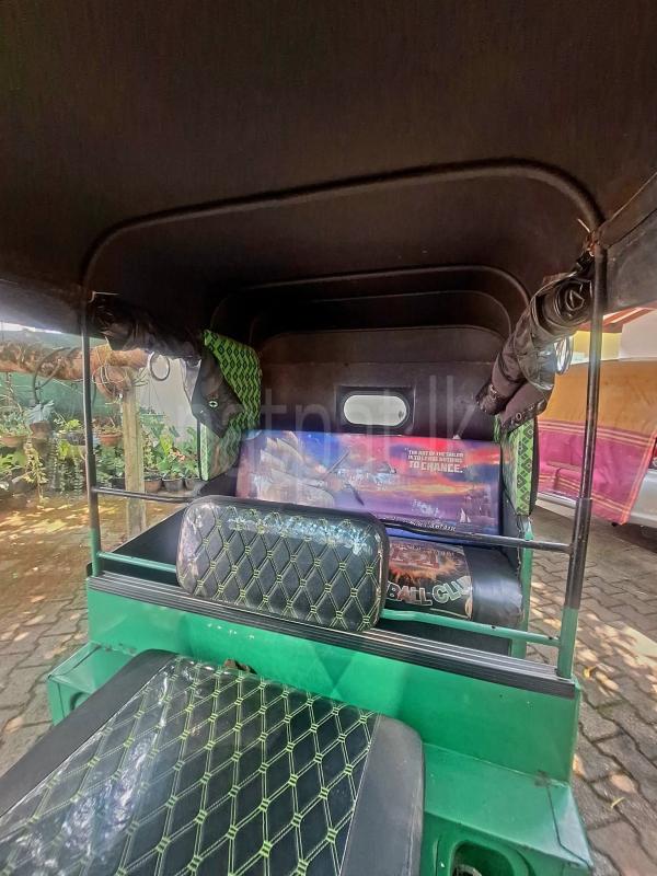 Bajaj Three Wheel 2013 - Used Three wheeler sale in Sri Lanka - patpat.lk