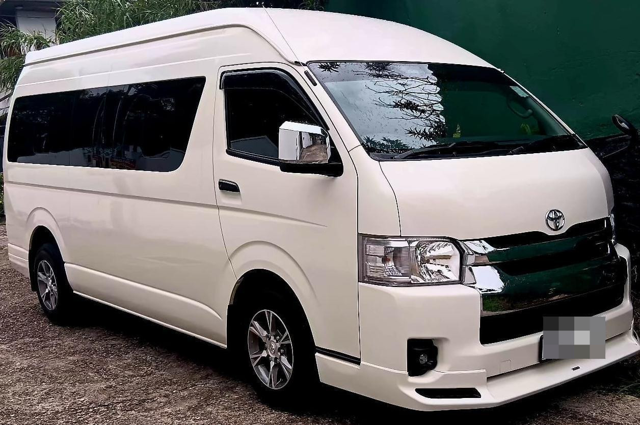 Toyota Hiace 2016 - பயன்படுத்தப்பட்டது வேன் sale in Sri Lanka - patpat.lk