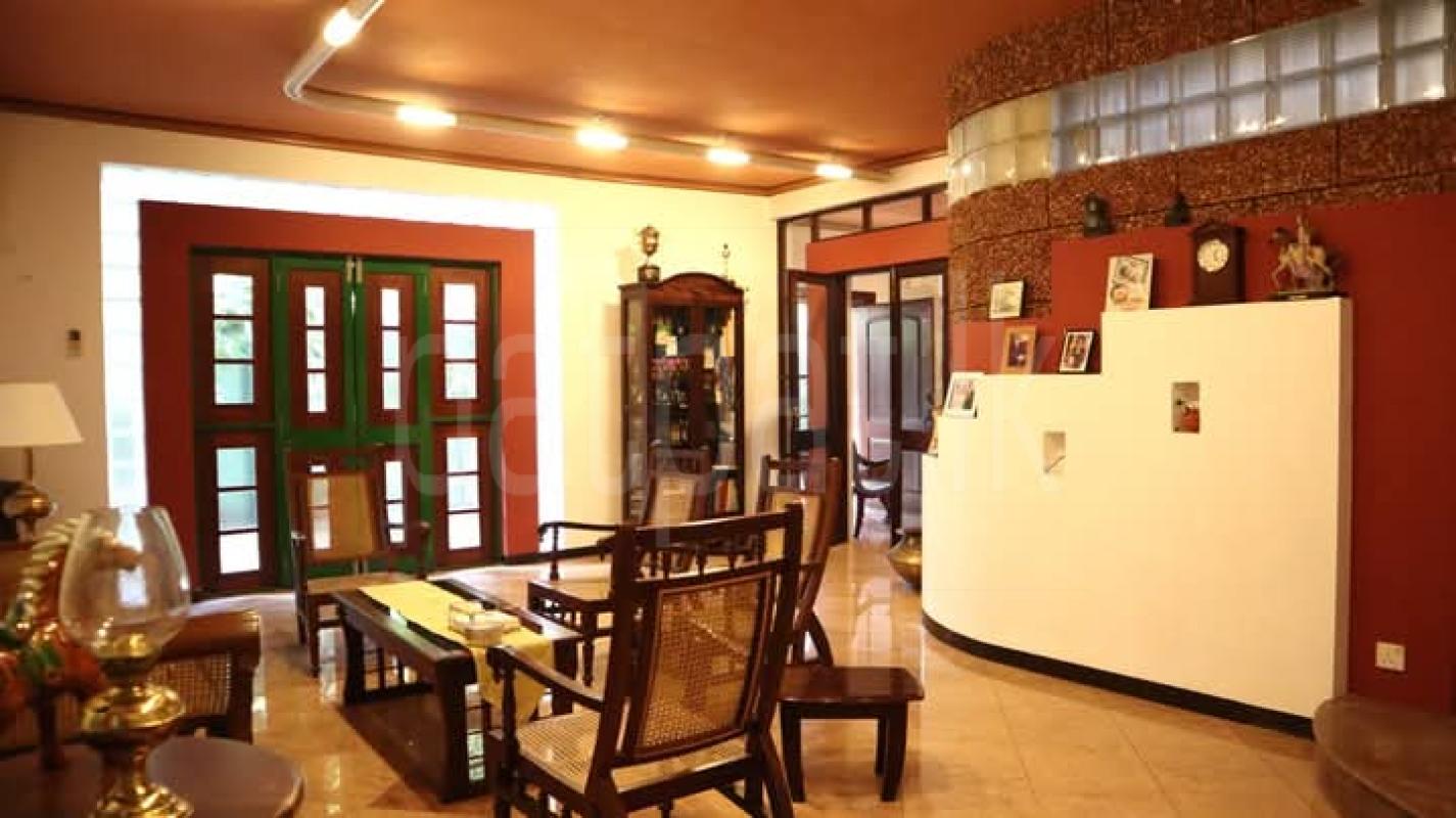 Advertisement image 5