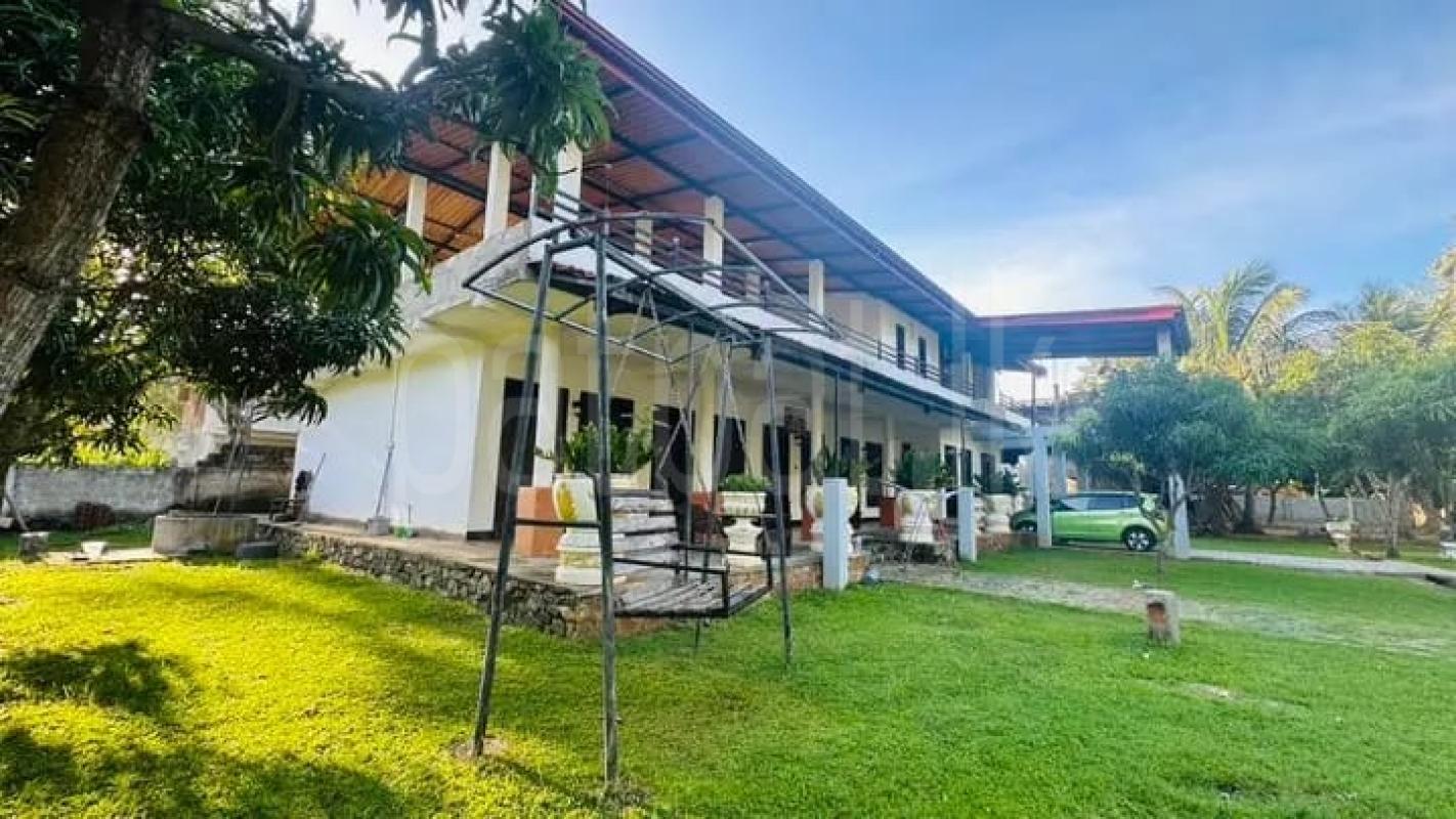Hotel for Sale in Kataragama