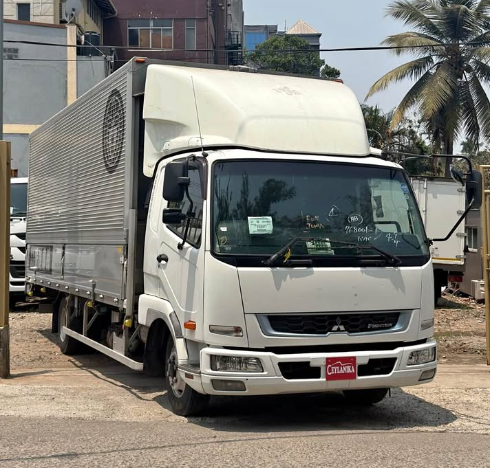Mitsubishi Fuso 2018 ads-image-1