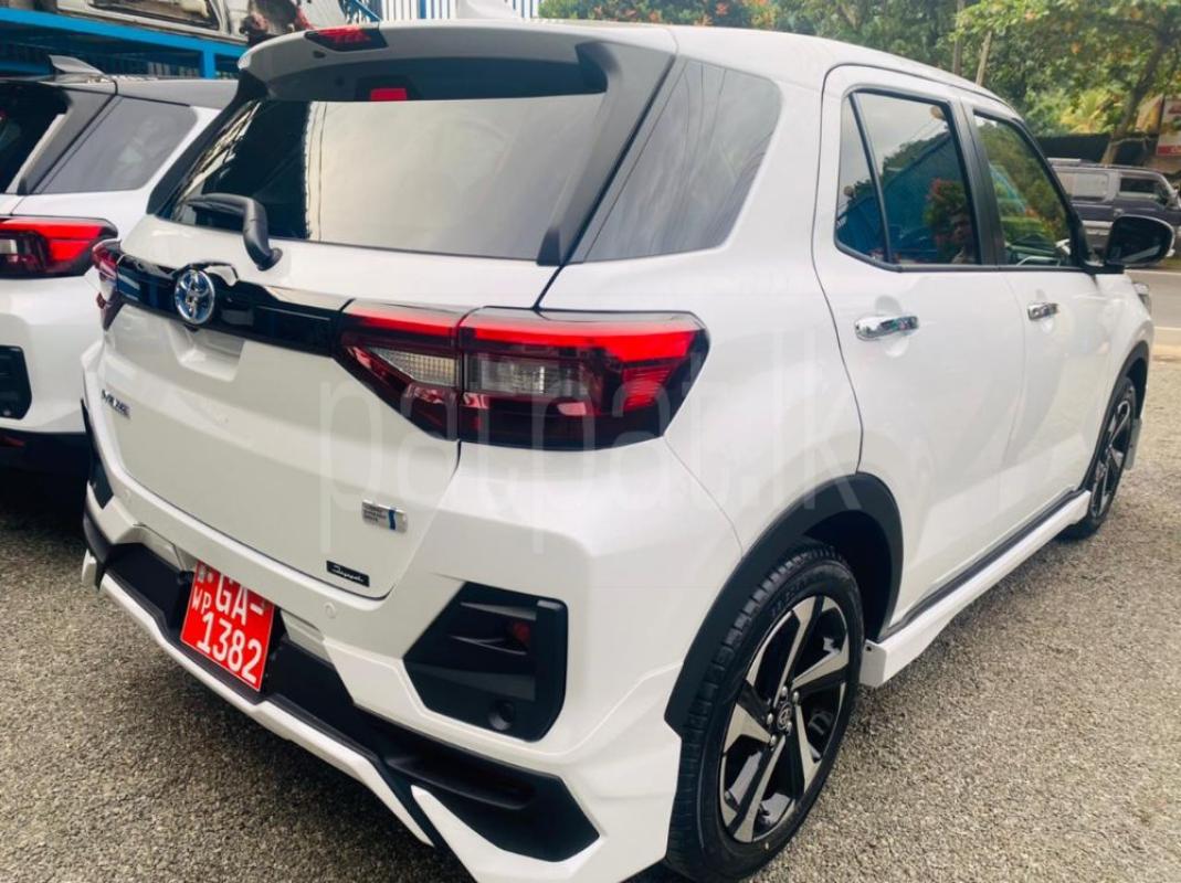 Advertisement image 4