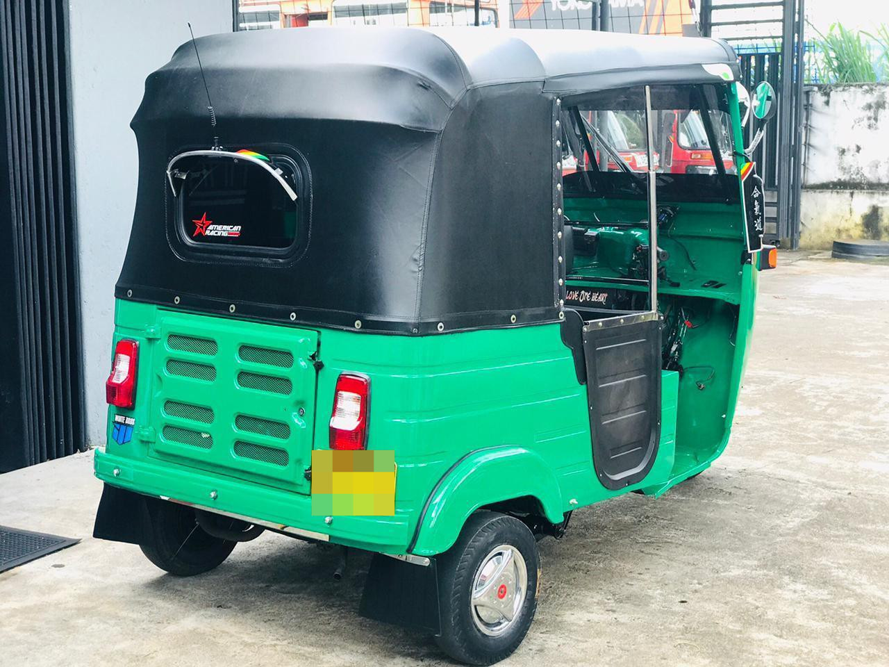 Bajaj 2 stroke 2005 - භාවිතා කරන ලද ත්‍රිරෝද රථය sale in Sri Lanka - patpat.lk