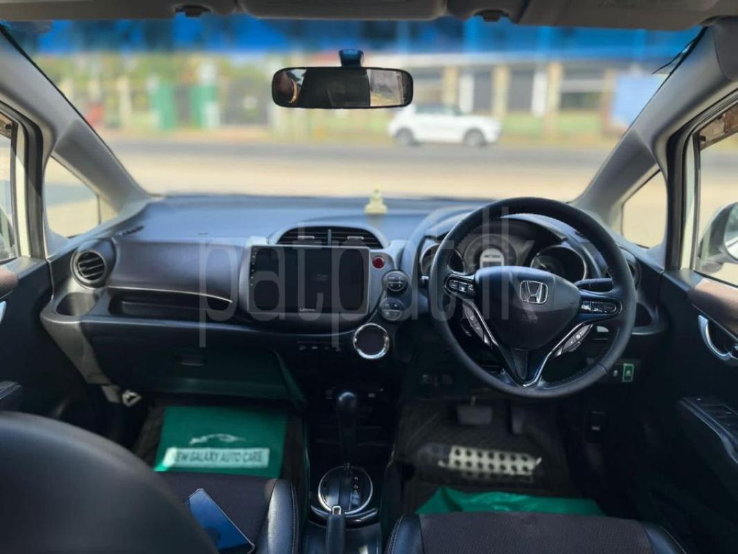 Advertisement image 5