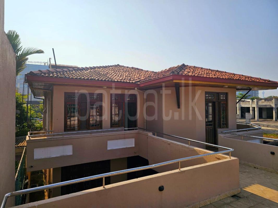 House for Sale in Narahenpita (Colombo 05) ads-image-1