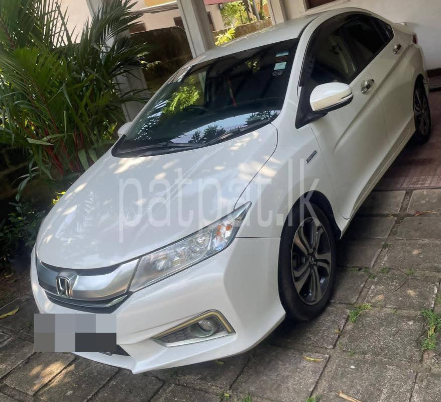 Honda Grace 2015 - பயன்படுத்தப்பட்டது கார் sale in Sri Lanka - patpat.lk