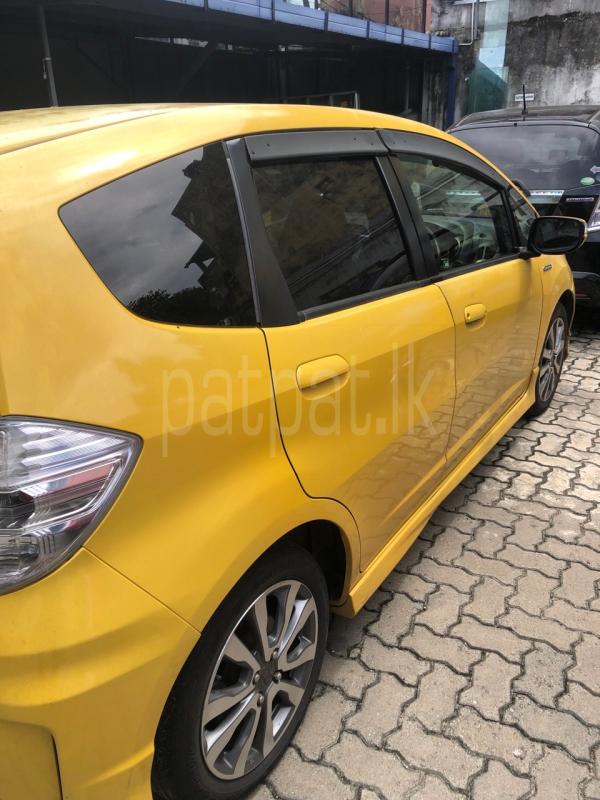 Advertisement image 3