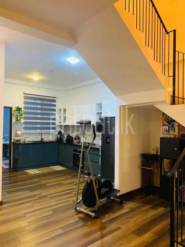 House for Sale in Athurugiriya