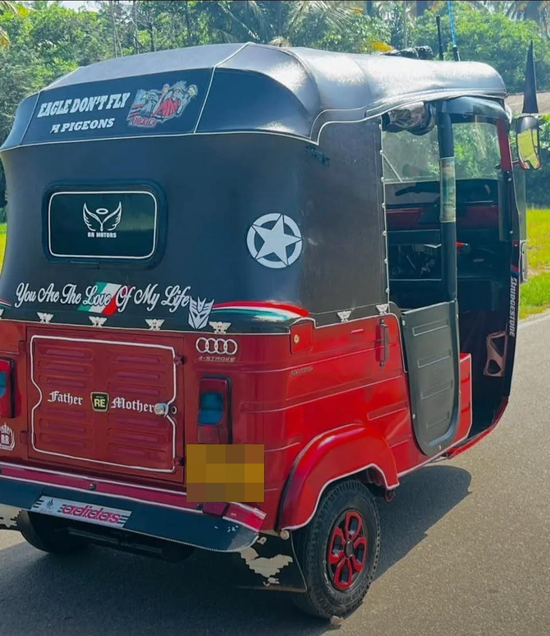 Bajaj Three Wheel 2015 - Used Three wheeler sale in Sri Lanka - patpat.lk