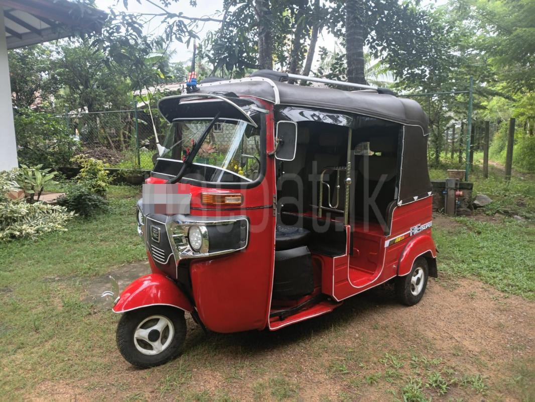 Bajaj Three Wheel 2015 - Used Three wheeler sale in Sri Lanka - patpat.lk