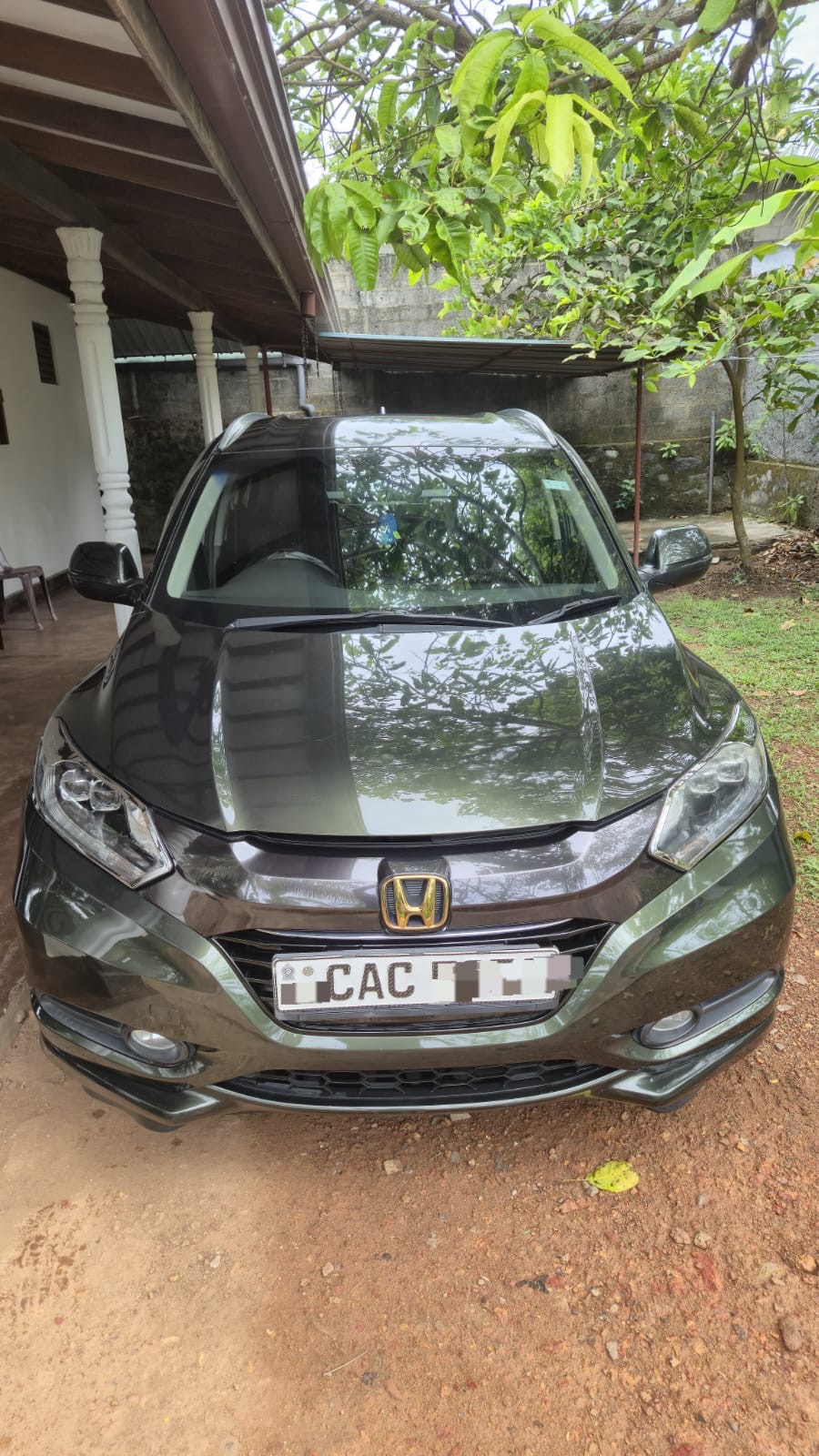 Honda Vezel 2014 - பயன்படுத்தப்பட்டது SUV sale in Sri Lanka - patpat.lk