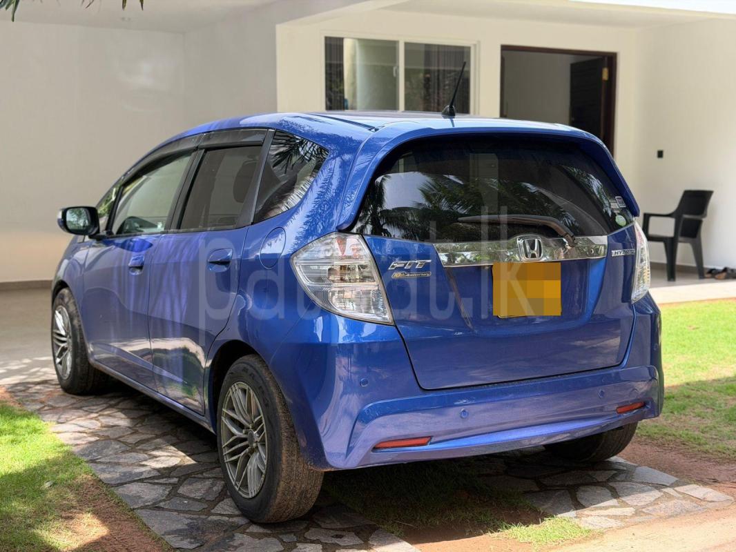 Honda Fit 2012 - භාවිතා කරන ලද කාර් sale in Sri Lanka - patpat.lk