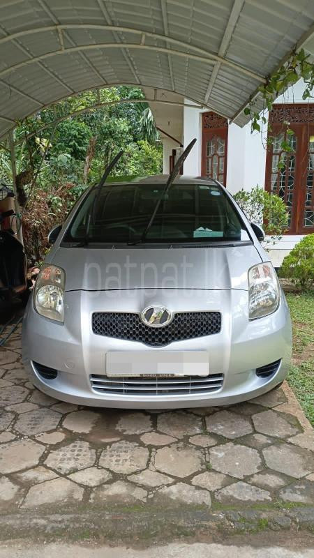 Toyota Vitz 2006 - பயன்படுத்தப்பட்டது கார் sale in Sri Lanka - patpat.lk