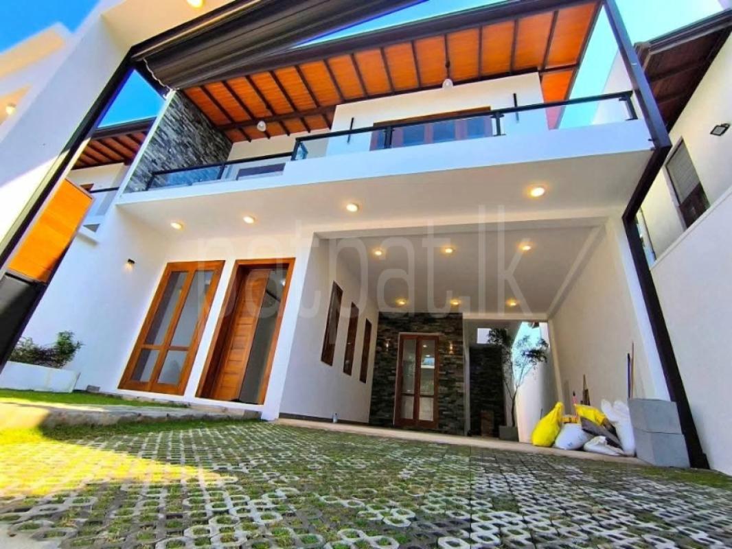 House for Sale in Malabe ads-image-1