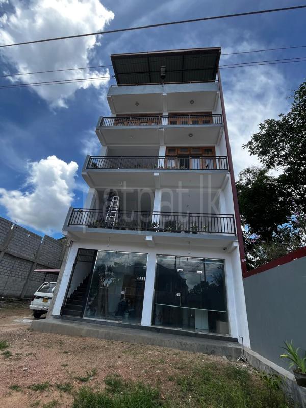 Advertisement image 6