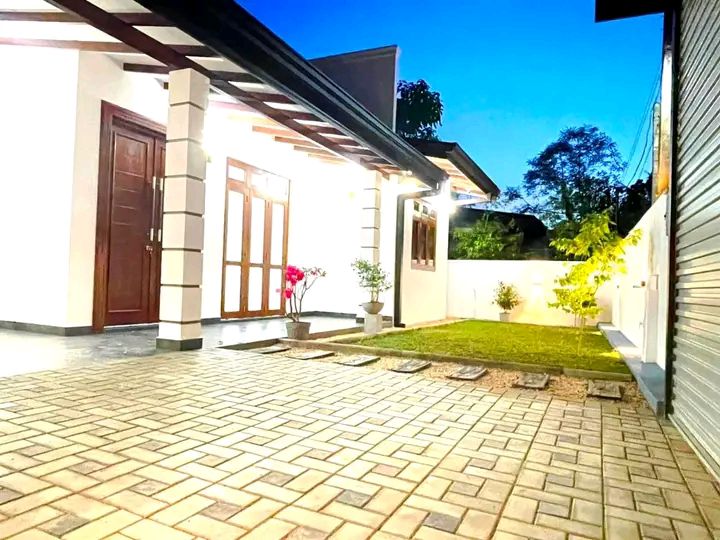 House for Sale in Hokandara