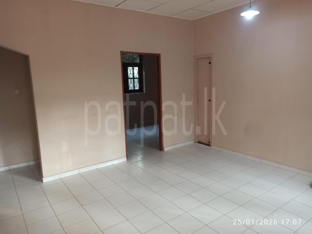 House for Rent in Boralesgamuwa ads-image-1