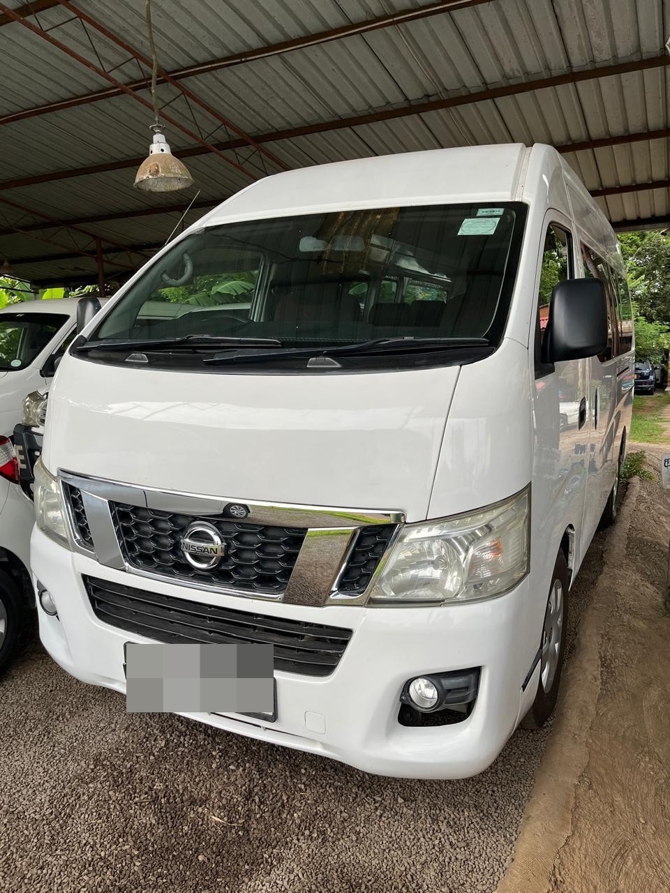 Nissan Caravan 2015 - Used Van sale in Sri Lanka - patpat.lk