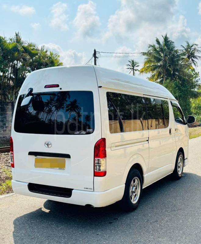 Toyota Hiace 2012 - නැවත සකස් කල වෑන් රථය sale in Sri Lanka - patpat.lk
