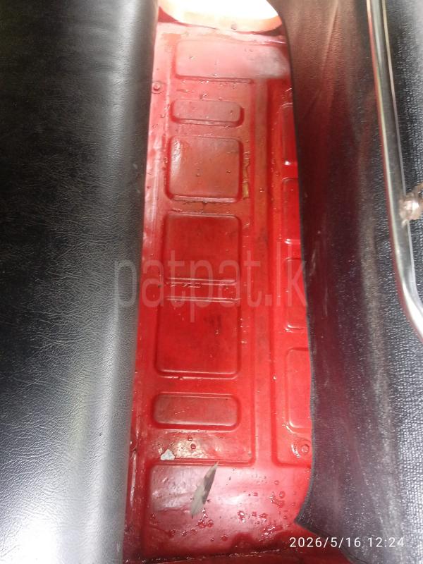 Bajaj 4 stroke 2011 - பயன்படுத்தப்பட்டது முச்சக்கர வண்டி sale in Sri Lanka - patpat.lk