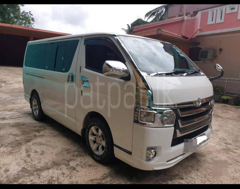 Toyota Hiace 2012 - பயன்படுத்தப்பட்டது வேன் sale in Sri Lanka - patpat.lk