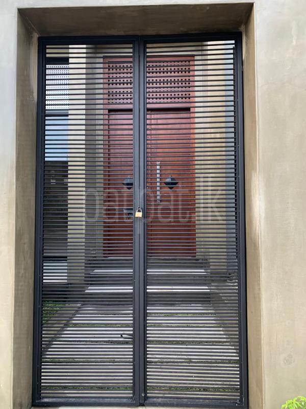 Advertisement image 4