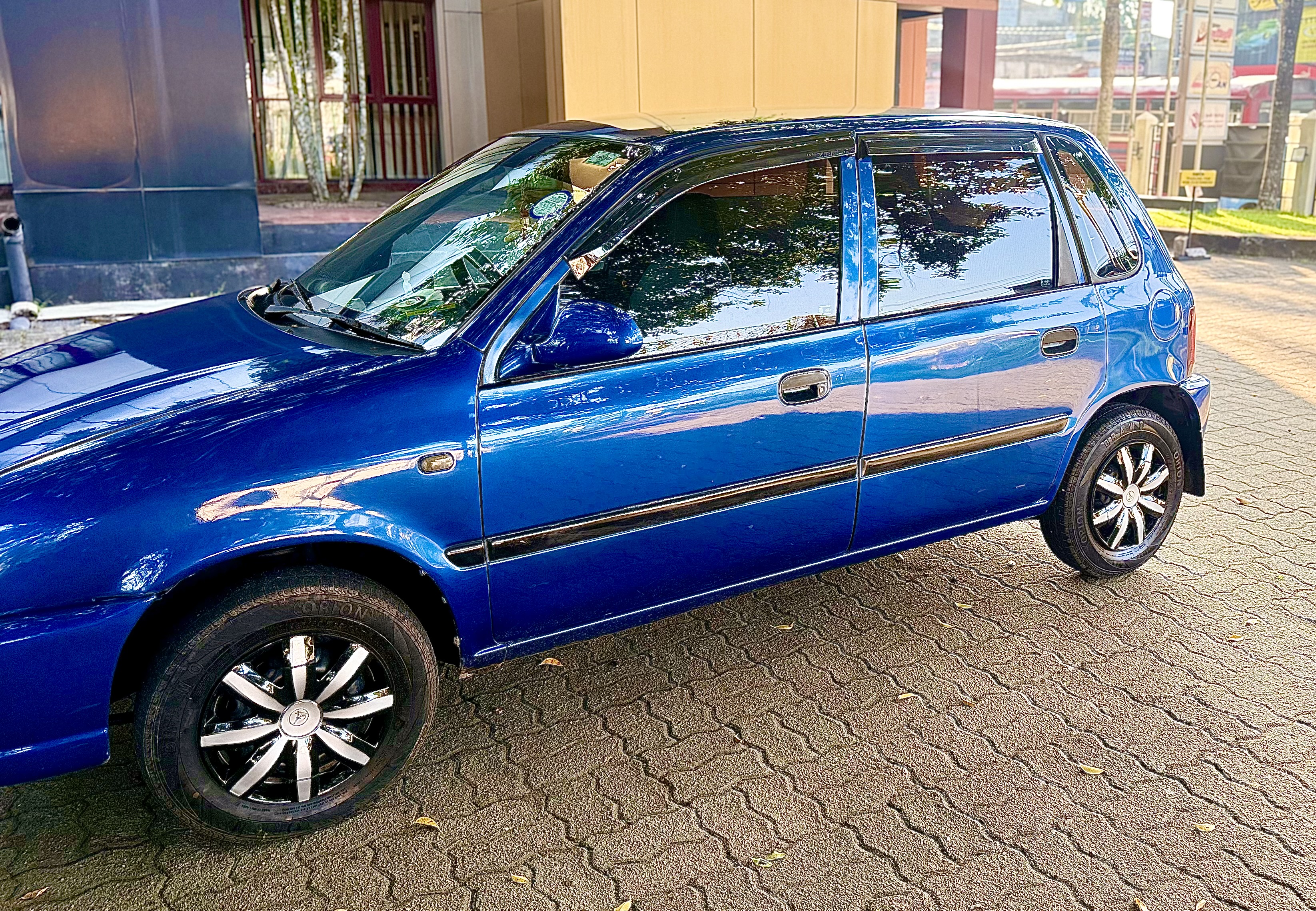 Advertisement image 3