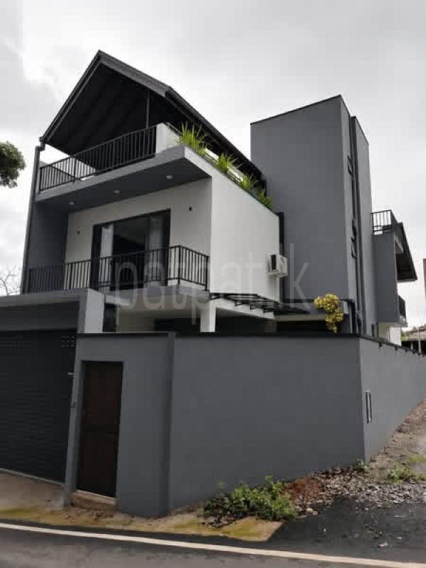 House for Sale in Pannipitiya
