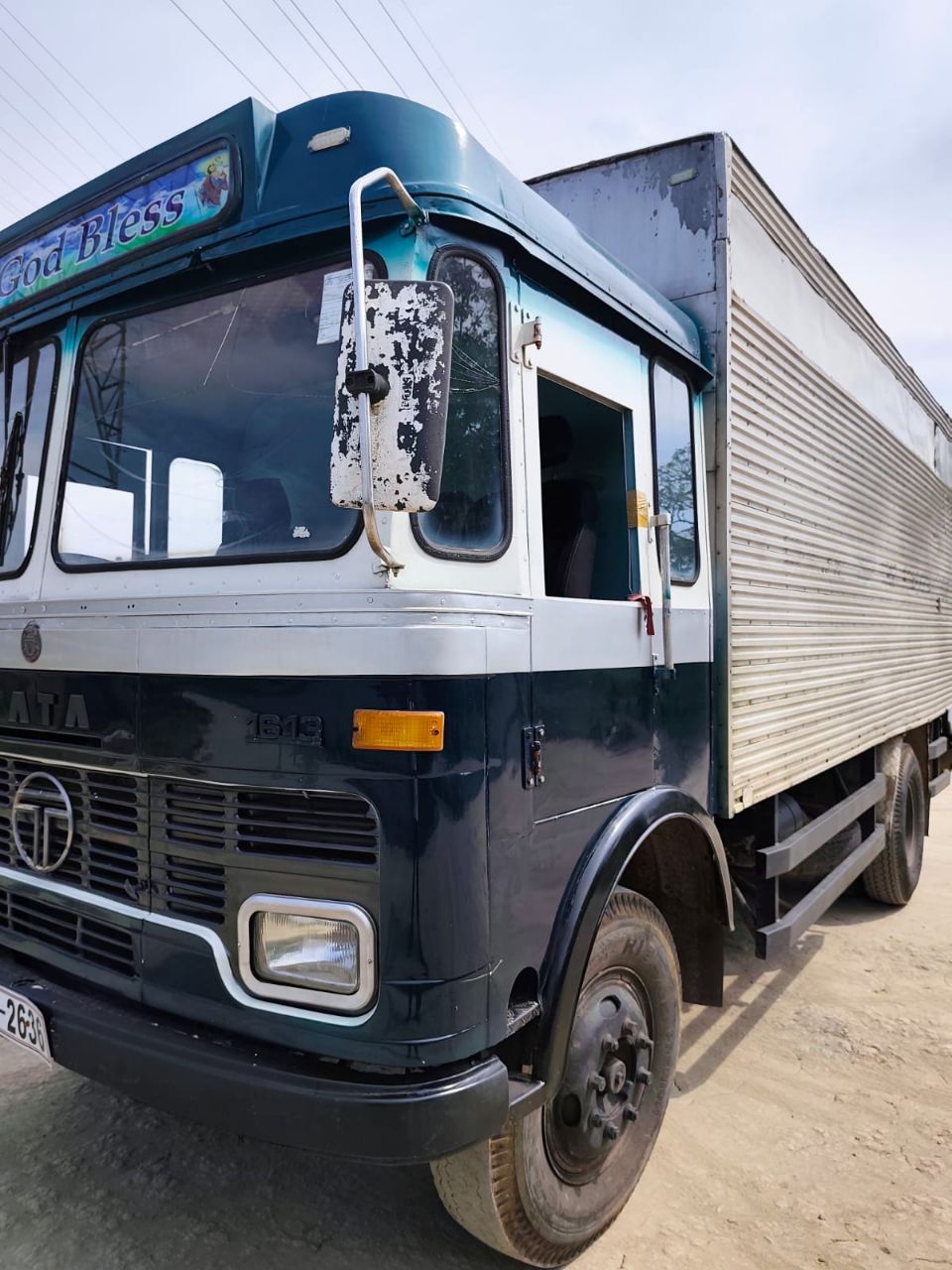 Tata 1613 1999 - Used Truck sale in Sri Lanka - patpat.lk