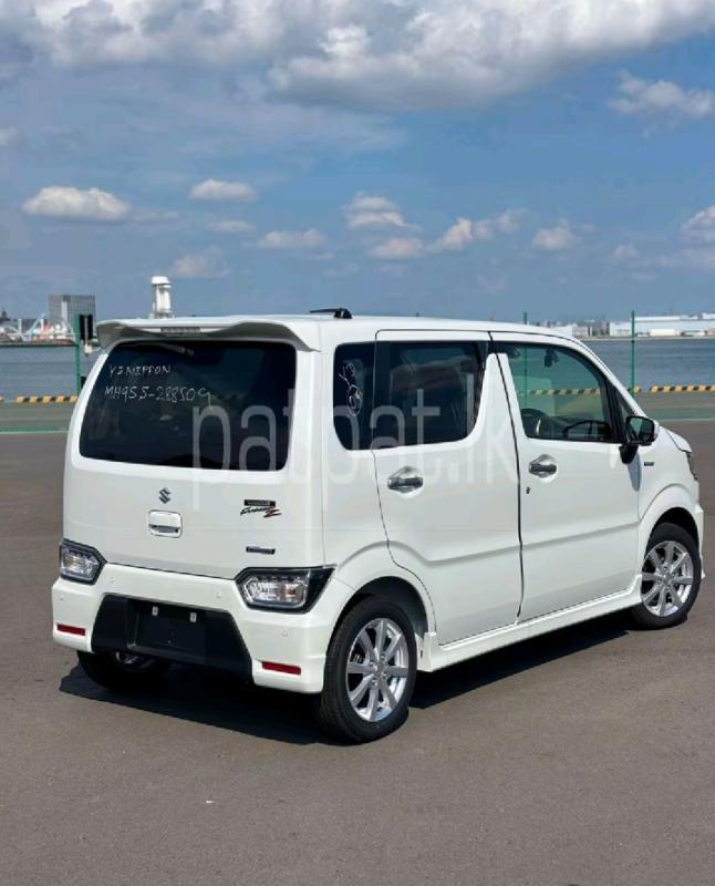 Advertisement image 3