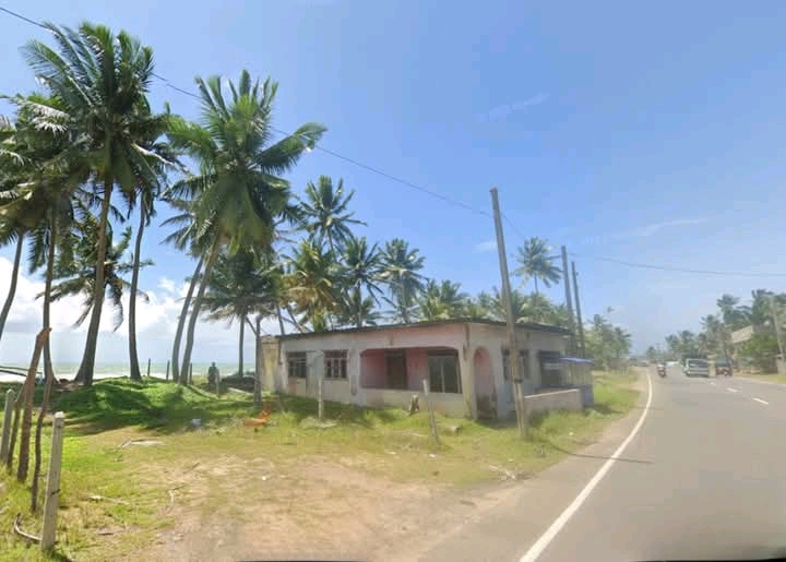 Commercial Land for Sale in Hikkaduwa