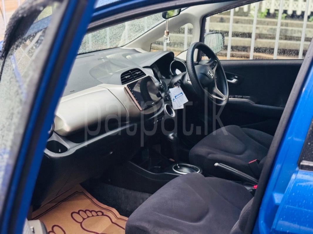 Advertisement image 6