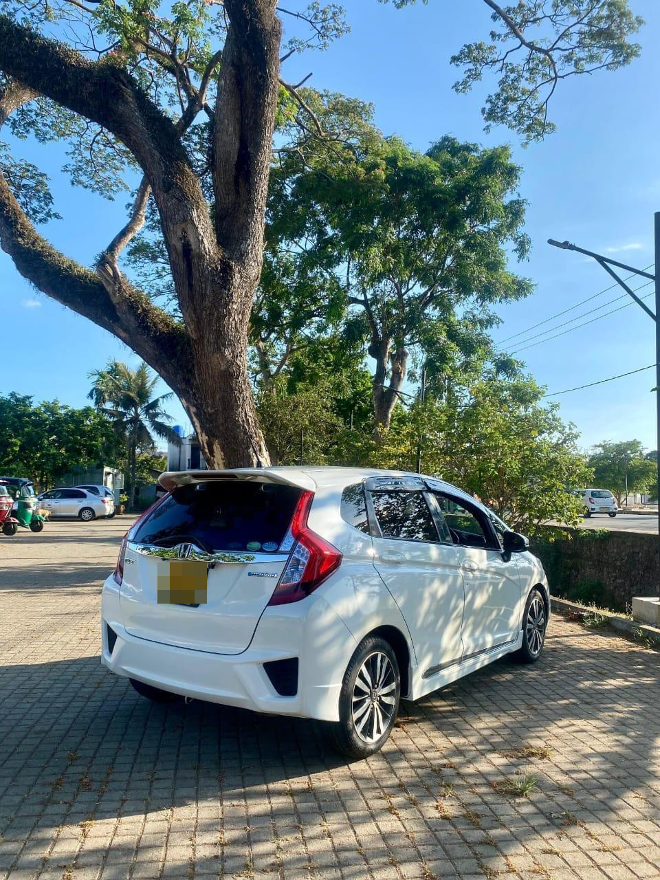 Honda Fit 2015 - Used Car sale in Sri Lanka - patpat.lk