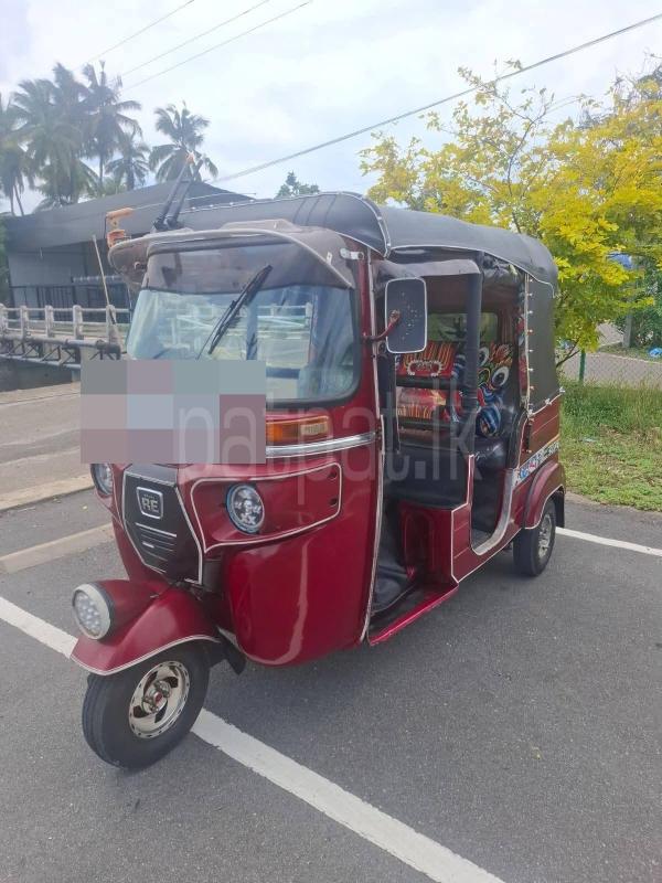 Bajaj Three Wheel 2015 - Used Three wheeler sale in Sri Lanka - patpat.lk