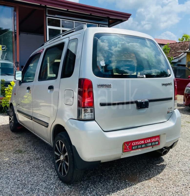 Advertisement image 4