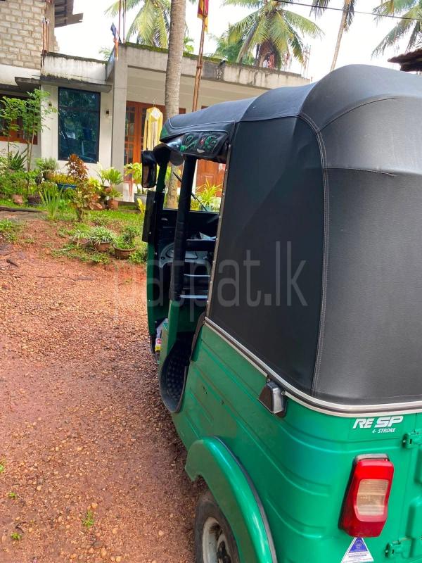 Bajaj Three Wheel 2016 - பயன்படுத்தப்பட்டது முச்சக்கர வண்டி sale in Sri Lanka - patpat.lk