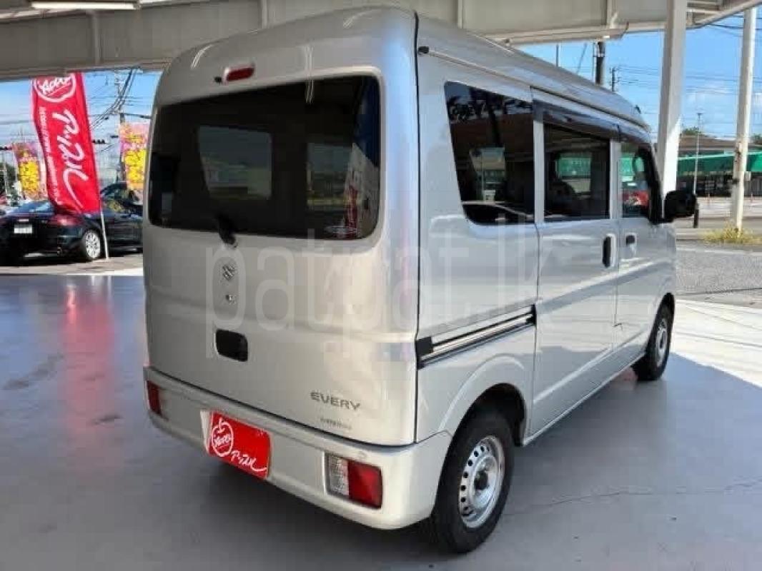 Advertisement image 3