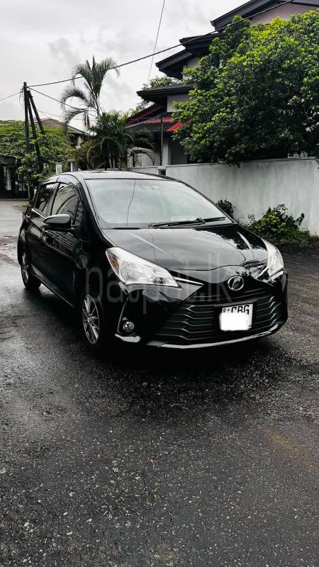 Toyota Vitz 2017 - Used Car sale in Sri Lanka - patpat.lk