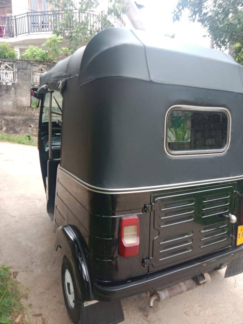 Bajaj 4 stroke 2010 - பயன்படுத்தப்பட்டது முச்சக்கர வண்டி sale in Sri Lanka - patpat.lk