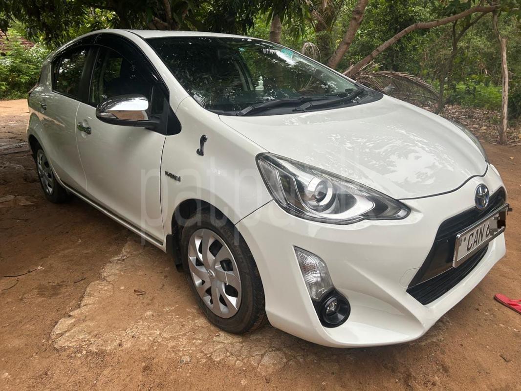 Toyota Aqua 2015 - Used Car sale in Sri Lanka - patpat.lk