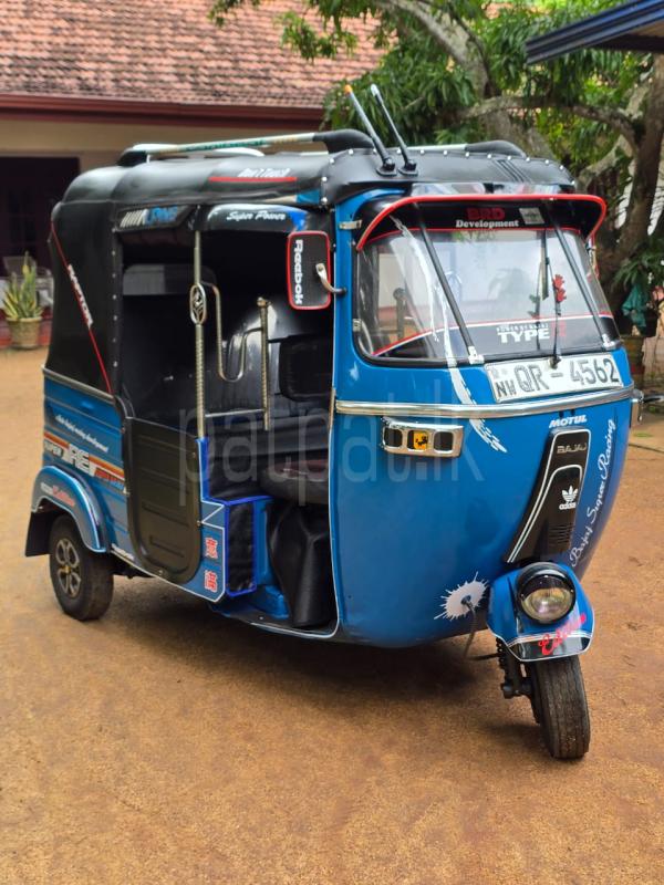 Bajaj 2 stroke 2009 - பயன்படுத்தப்பட்டது முச்சக்கர வண்டி sale in Sri Lanka - patpat.lk