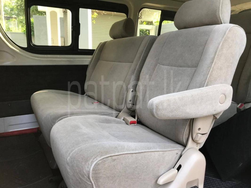 Toyota Hiace 2017 - பயன்படுத்தப்பட்டது வேன் sale in Sri Lanka - patpat.lk