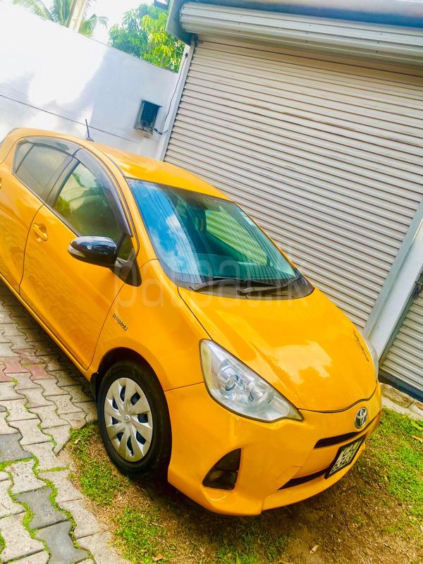 Toyota Aqua 2014 - Used Car sale in Sri Lanka - patpat.lk