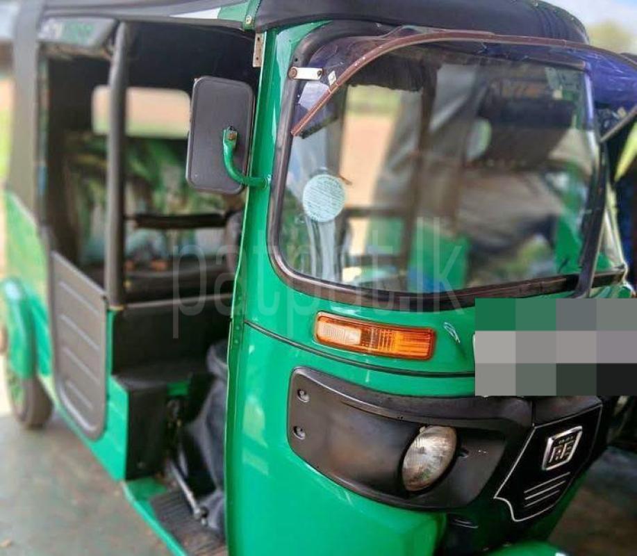 Bajaj Three Wheel 2012 - பயன்படுத்தப்பட்டது முச்சக்கர வண்டி sale in Sri Lanka - patpat.lk