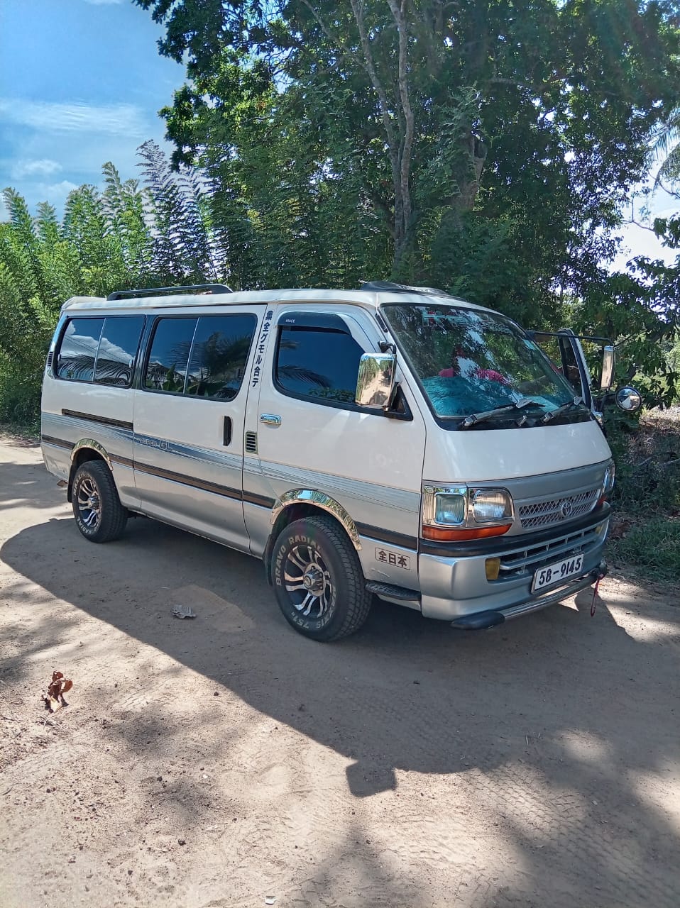 Toyota Hiace 2009 - Used Van sale in Sri Lanka - patpat.lk
