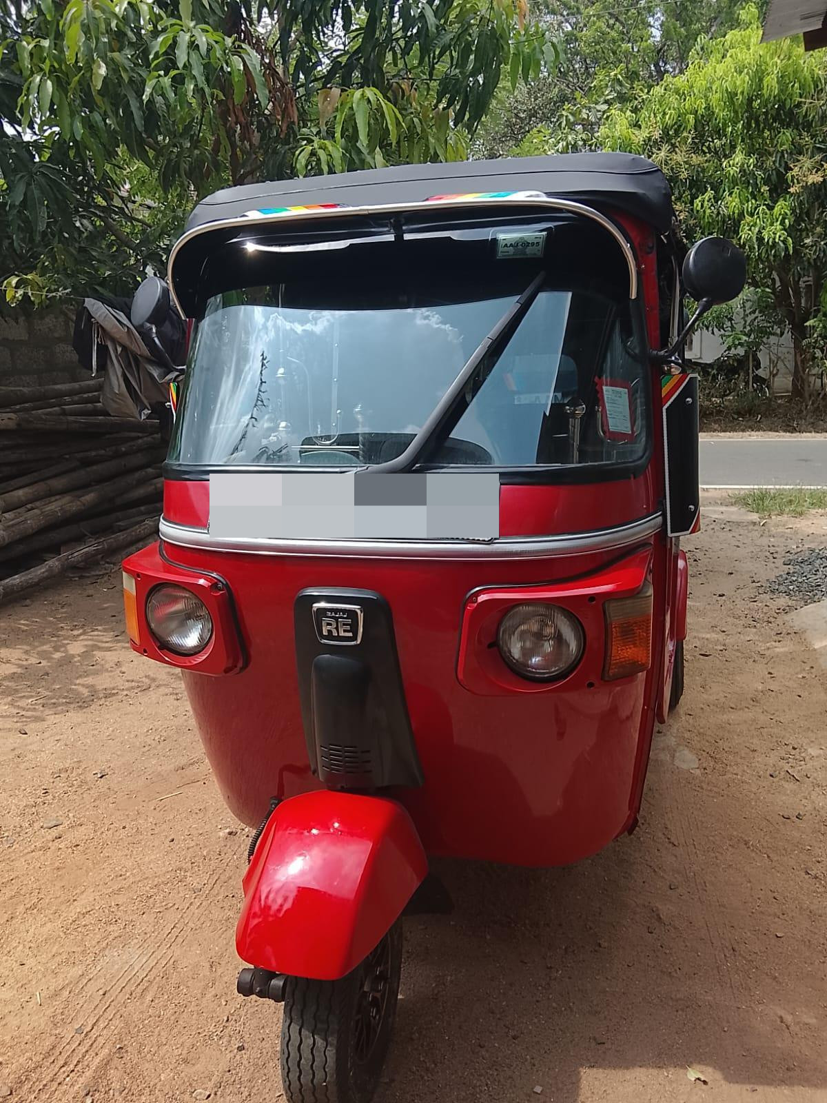 Bajaj Three Wheel 2013 - Used Three wheeler sale in Sri Lanka - patpat.lk