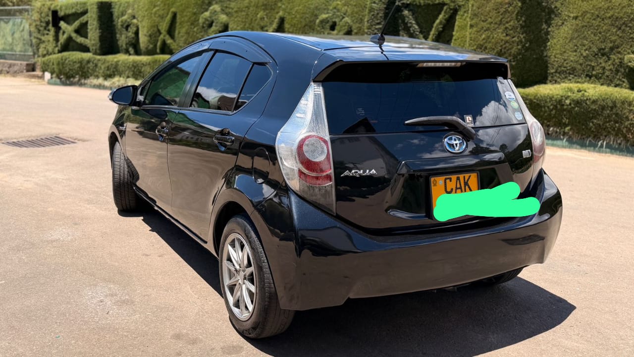 Toyota Aqua 2013 - භාවිතා කරන ලද කාර් sale in Sri Lanka - patpat.lk