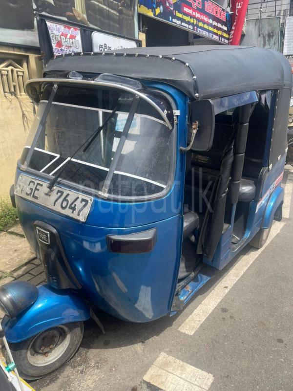 Bajaj Three Wheel 2001 - பயன்படுத்தப்பட்டது முச்சக்கர வண்டி sale in Sri Lanka - patpat.lk