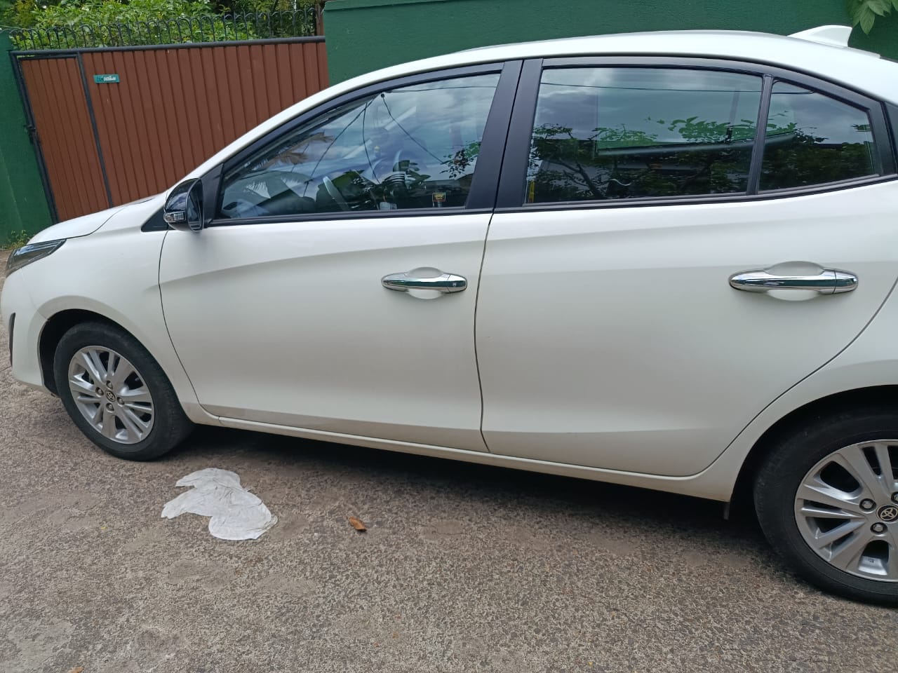 Toyota Yaris Ativ 2019 - Used Car sale in Sri Lanka - patpat.lk
