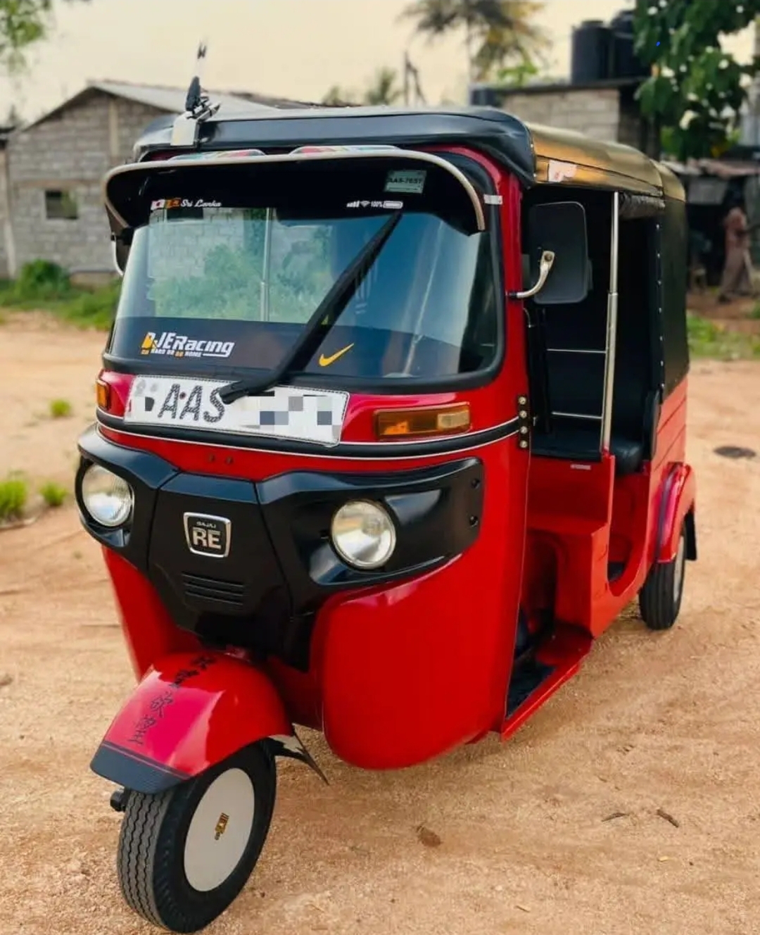 Bajaj Three Wheel 2014 - භාවිතා කරන ලද ත්‍රිරෝද රථය sale in Sri Lanka - patpat.lk